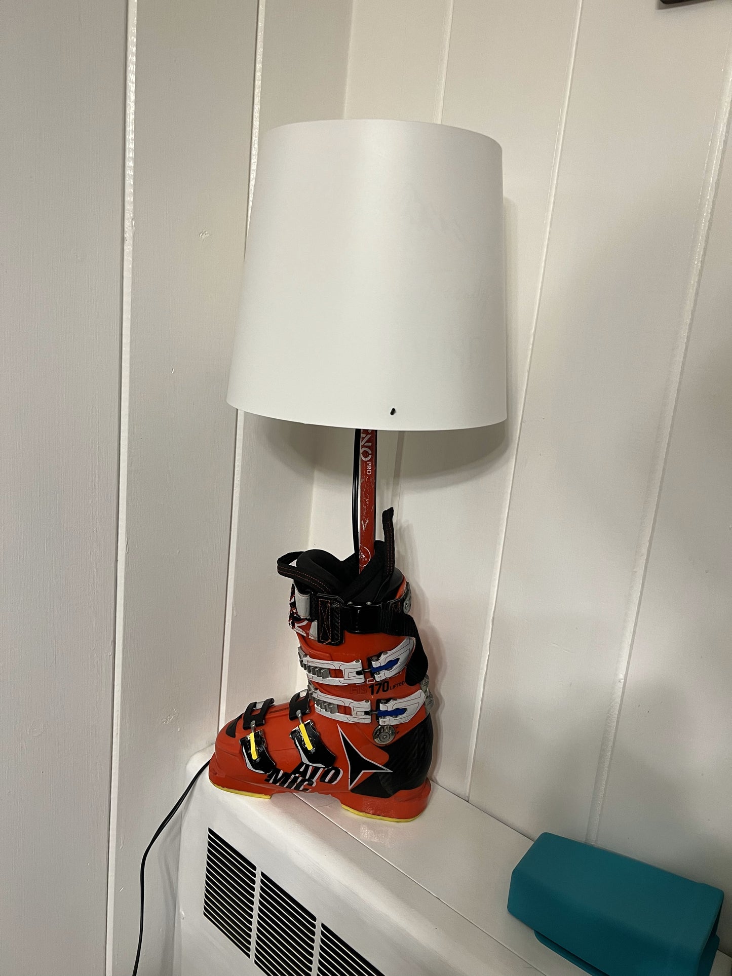 Ski Boot Lamp Made with a real Ski Boot, ready to plug in!
