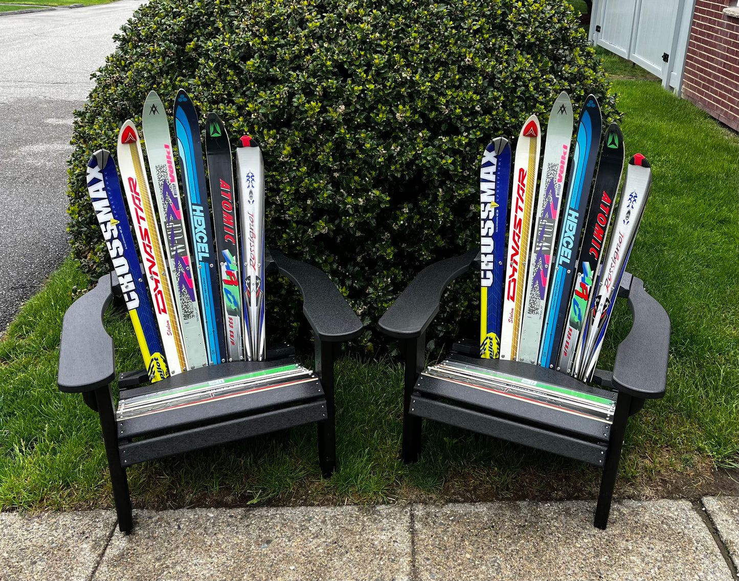 Adirondack Skichairs made with different snow skis
