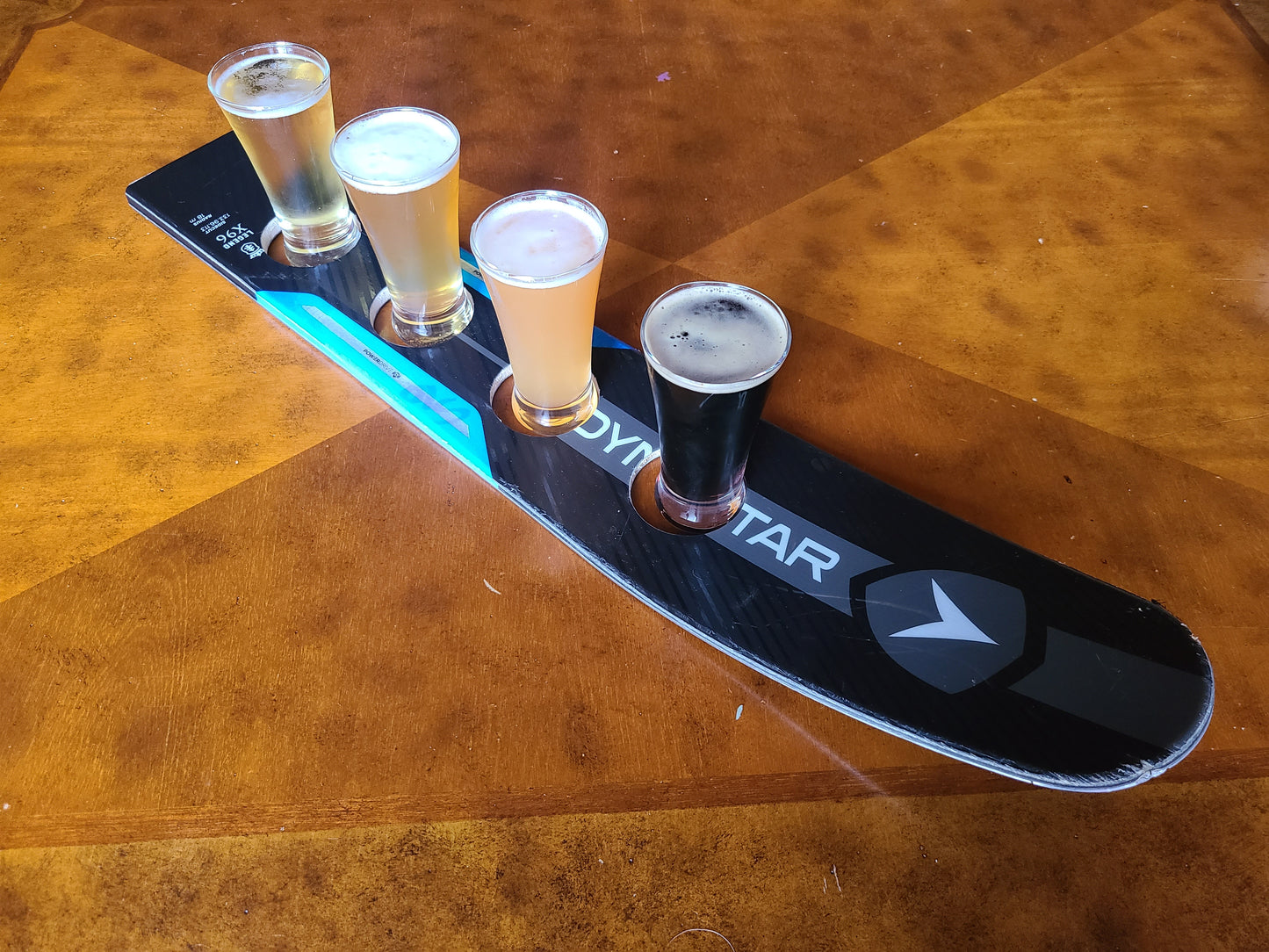 Beer Flight Recycled Snow Ski Beer Single Flight with 4 Glasses, 5.5 oz